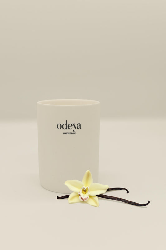 scented candle - Dark vanilla